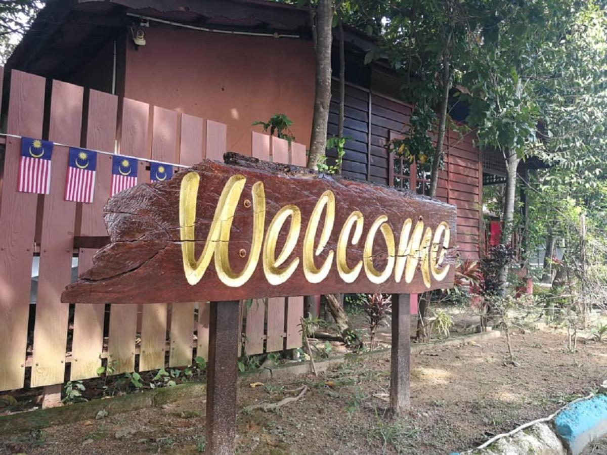 Adina Drive-In Motel Cenang - Managed By Shell Out Resort Pantai Cenang  Exterior foto